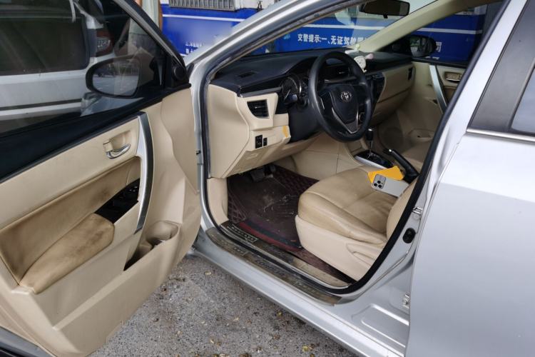 Used Toyota Corolla 2014 1.6L CVT GL Driver Seat