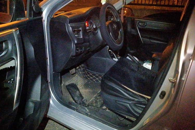 Used Toyota Corolla 2014 1.6L CVT GL-i Driver Seat