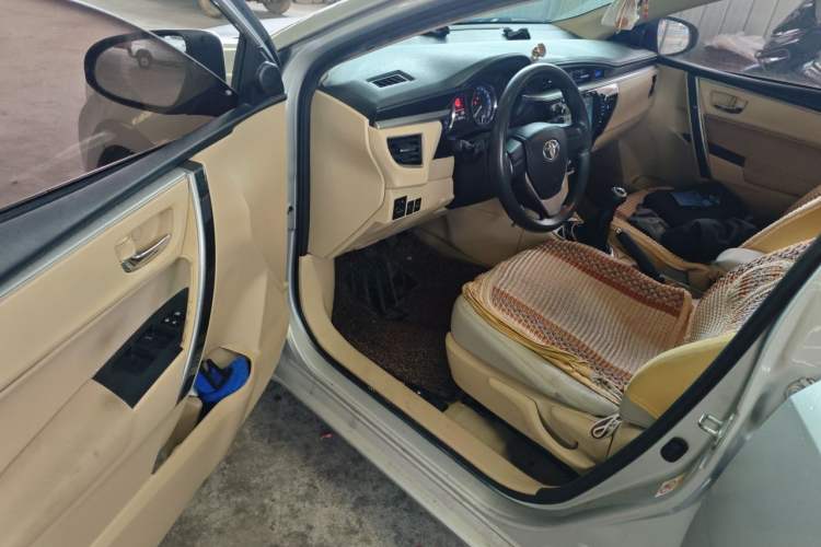 Used Toyota Corolla 2014 1.6L Manual GL-i Driver Seat