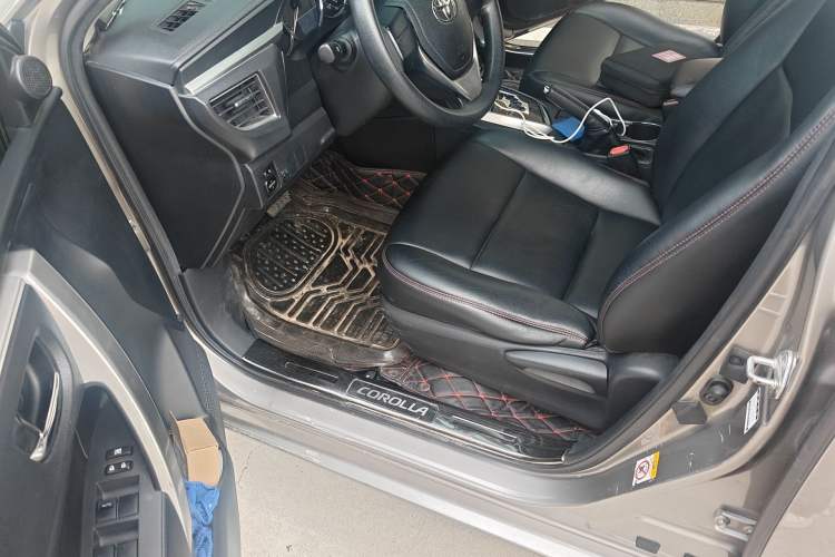 Used Toyota Corolla 2014 1.6L CVT GL Driver Seat