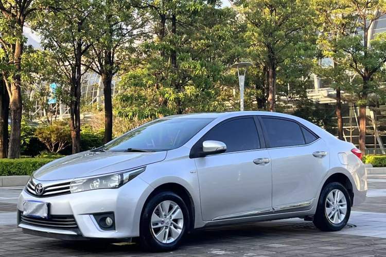 Used Toyota Corolla 2014 1.6L CVT GL-i Guazi used car, China used car export, Used car for sale, Used cars, Cheapest cars for sale