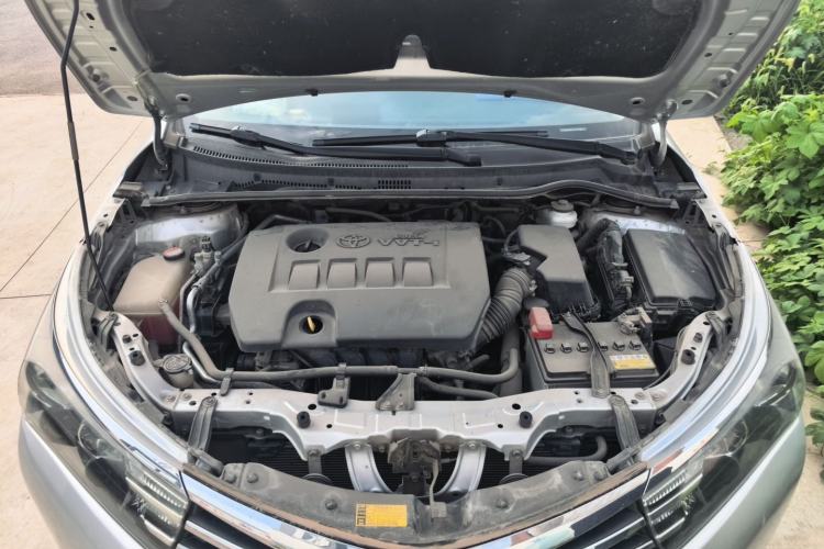 Used Toyota Corolla 2014 1.6L Manual GL Engine Bay