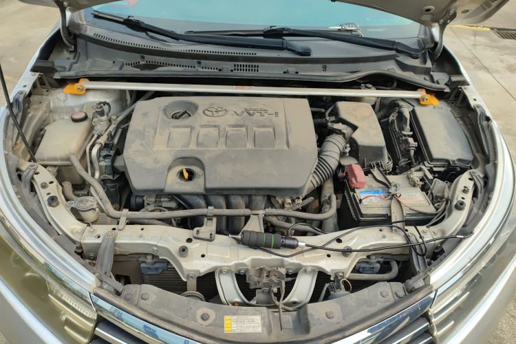 Used Toyota Corolla 2014 1.6L CVT GL-i Engine Bay