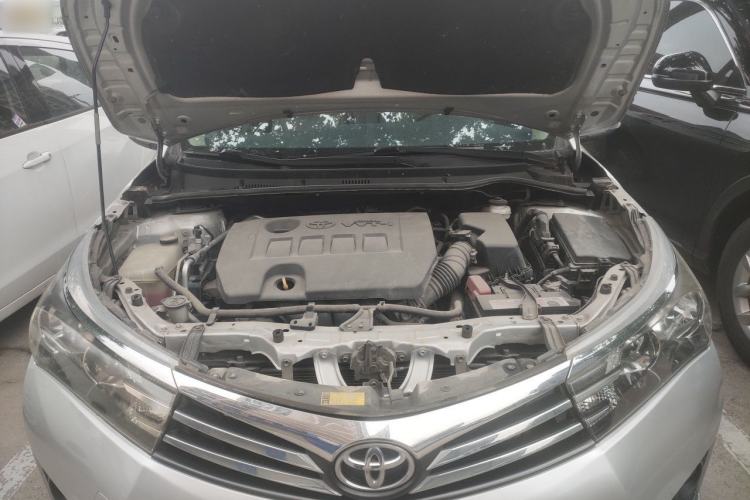 Used Toyota Corolla 2014 1.6L CVT GL Engine Bay