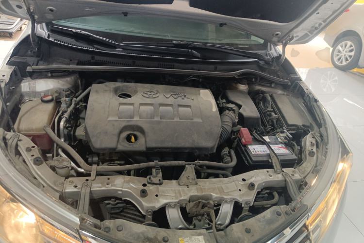 Used Toyota Corolla 2014 1.6L CVT GL-i Leather Edition Engine Bay