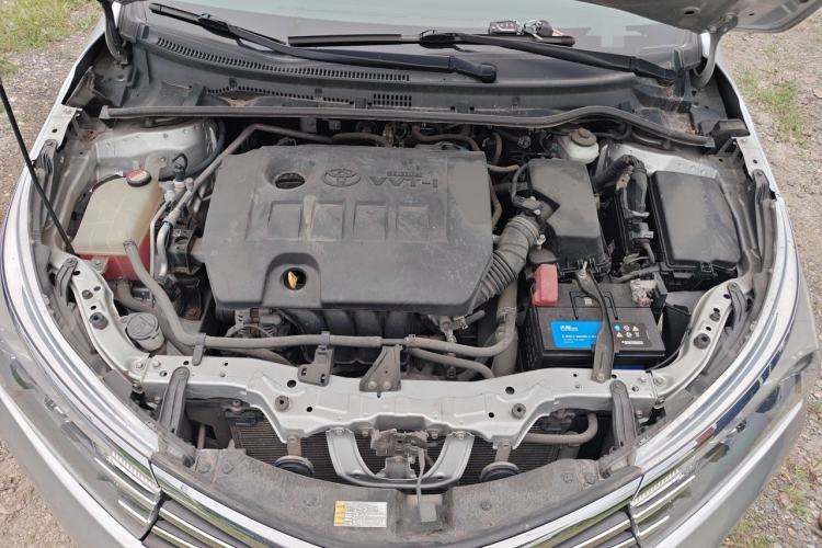 Used Toyota Corolla 2014 1.6L CVT GL-i Engine Bay