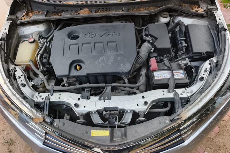 Used Toyota Corolla 2014 1.6L CVT GL-i Engine Bay