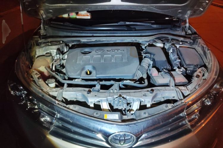 Used Toyota Corolla 2014 1.6L Manual GL Engine Bay