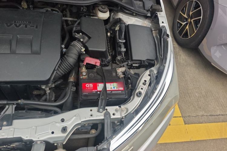 Used Toyota Corolla 2014 1.6L CVT GL Engine Bay Left
