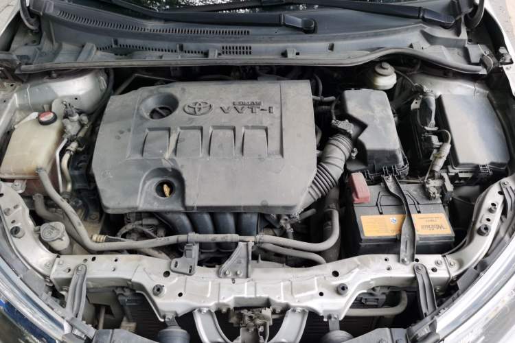 Used Toyota Corolla 2014 1.6L CVT GL Engine Bay Left