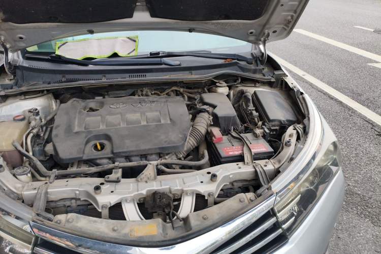 Used Toyota Corolla 2014 1.6L CVT GL-i Leather Edition Engine Bay Left