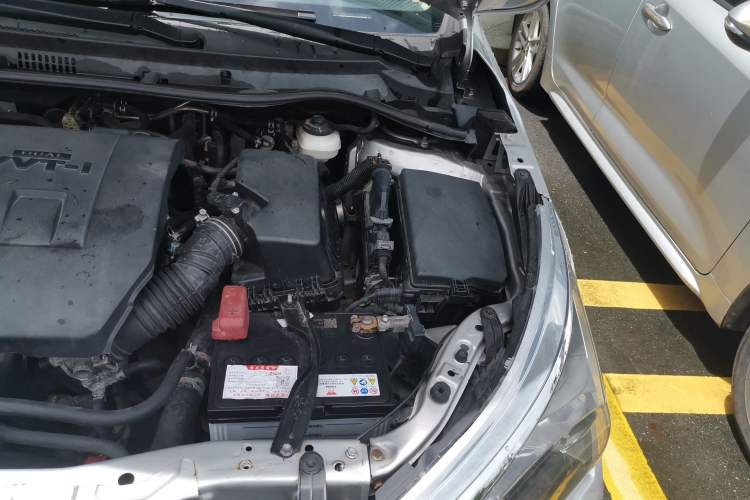 Used Toyota Corolla 2014 1.6L CVT GL Engine Bay Left