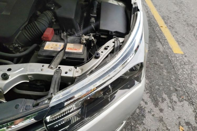 Used Toyota Corolla 2014 1.6L Manual GL Engine Bay Left
