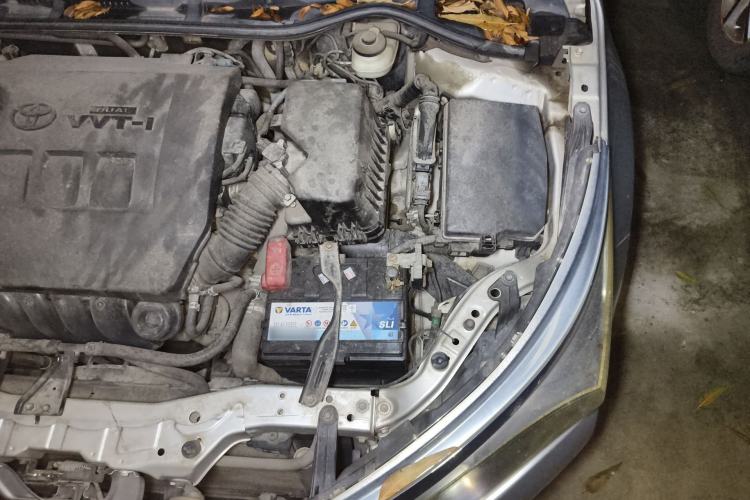 Used Toyota Corolla 2014 1.8L CVT Top-of-the-Line Version Engine Bay Left