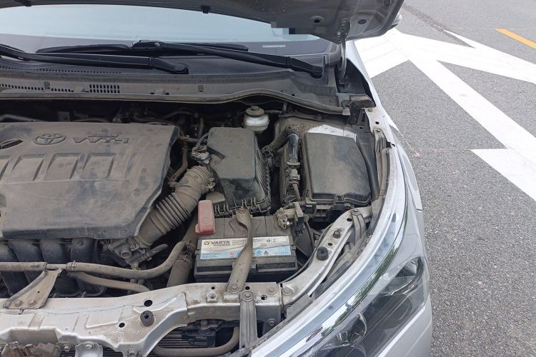 Used Toyota Corolla 2014 1.6L CVT GL Engine Bay Left