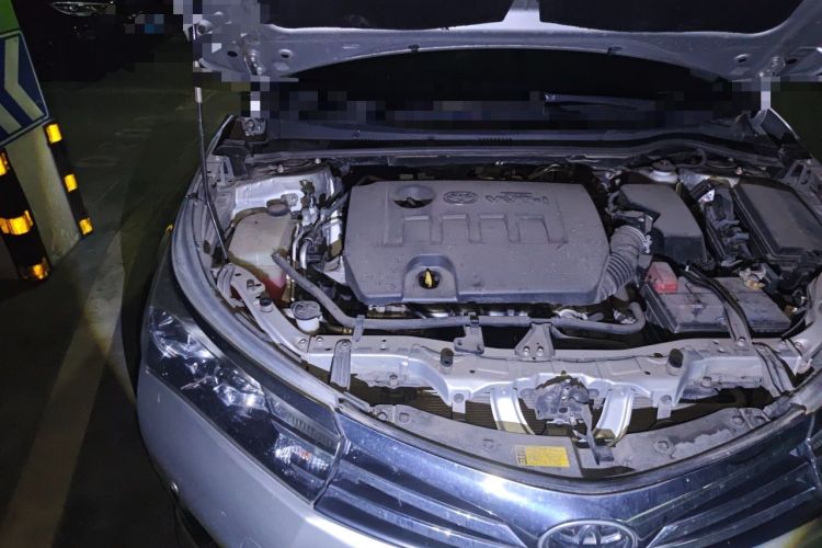 Used Toyota Corolla 2014 1.6L CVT GL-i Leather Edition Engine Bay Right