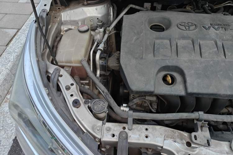 Used Toyota Corolla 2014 1.6L CVT GL-i Leather Edition Engine Bay Right