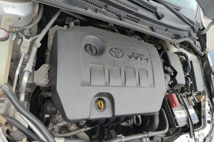Used Toyota Corolla 2014 1.6L CVT GL Engine Bay Right
