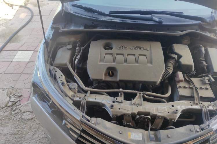 Used Toyota Corolla 2014 1.6L CVT GL-i Leather Edition Engine Bay Right