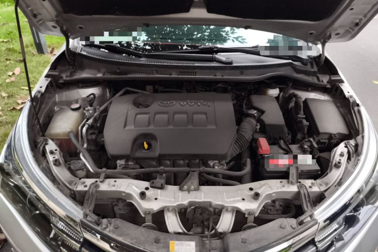 Used Toyota Corolla 2014 1.6L CVT GL-i Leather Edition Engine Bay