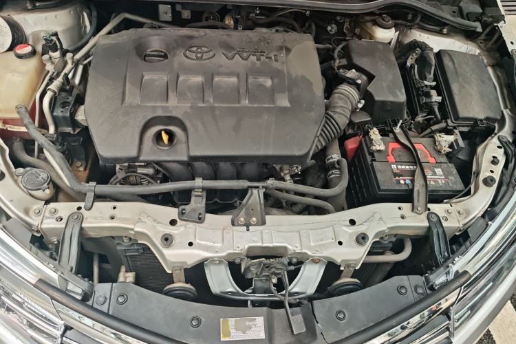 Used Toyota Corolla 2014 1.6L CVT GL-i Engine Bay