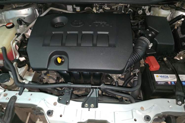 Used Toyota Corolla 2014 1.6L CVT GL Engine Bay