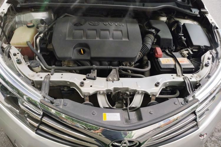 Used Toyota Corolla 2014 1.6L Manual GL Engine Bay