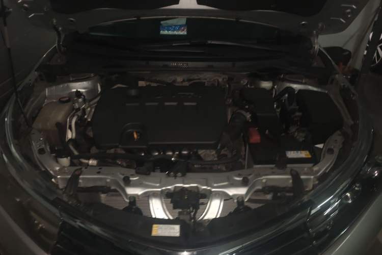 Used Toyota Corolla 2014 1.6L Manual GL Engine Bay