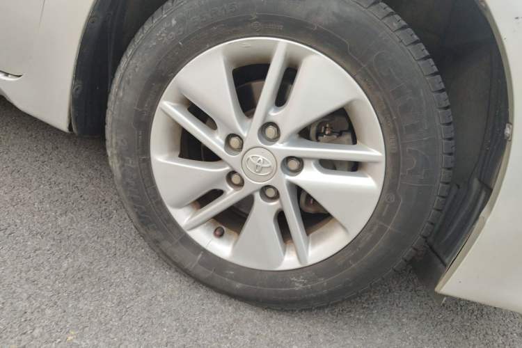 Used Toyota Corolla 2014 1.6L Manual GL Exterior 1