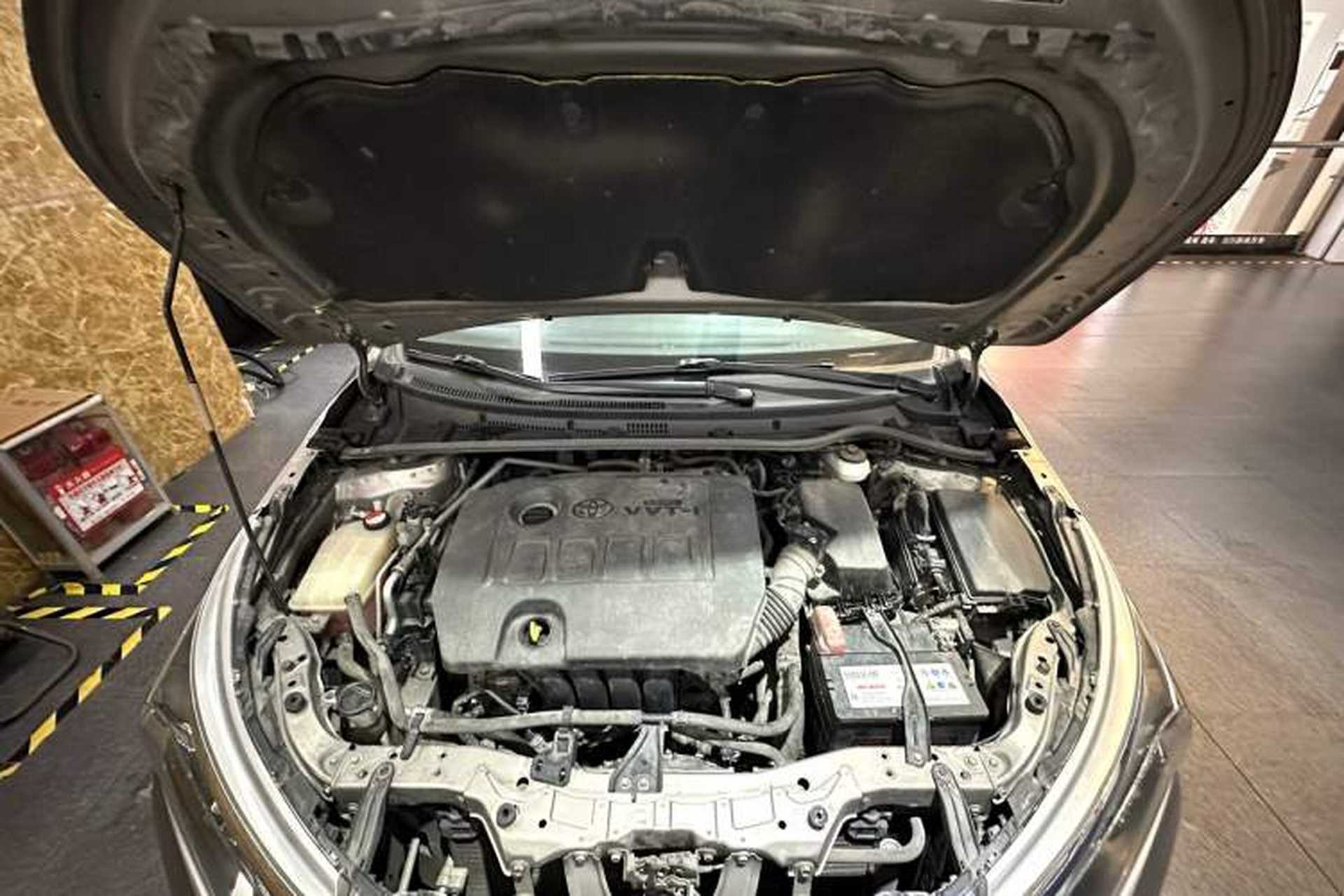 Used Toyota Corolla 2014 1.6L CVT GLX-i Exterior 10