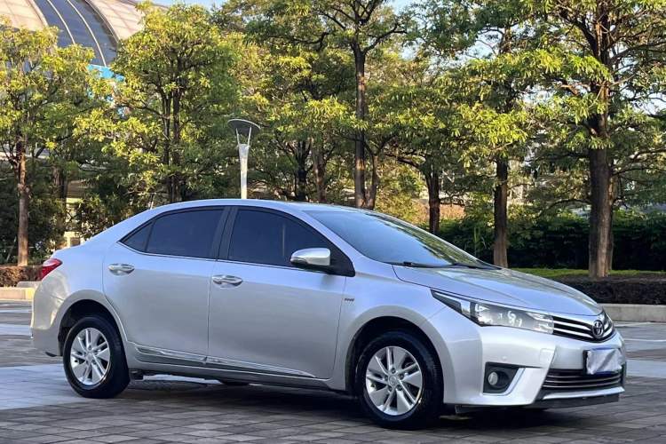 Used Toyota Corolla 2014 1.6L CVT GL-i Exterior 2