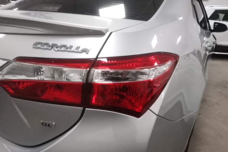 Used Toyota Corolla 2014 1.6L CVT GL Exterior 3