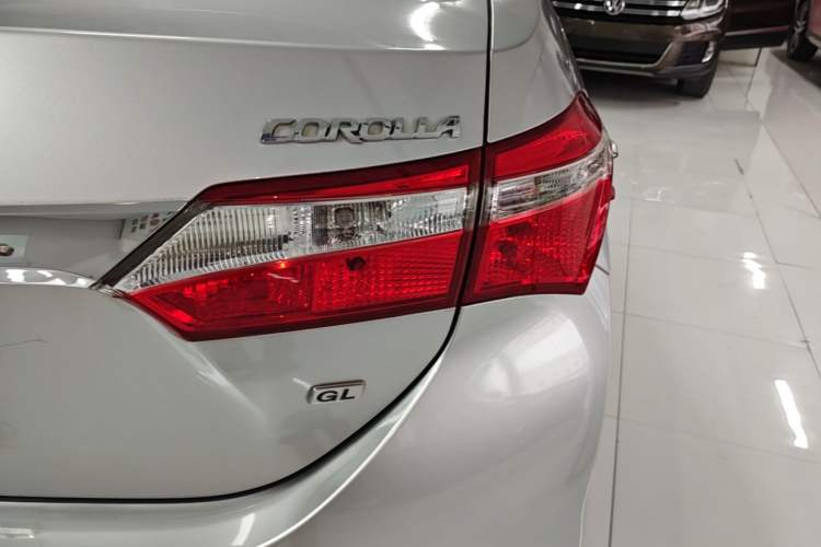 Used Toyota Corolla 2014 1.6L CVT GL Exterior 3