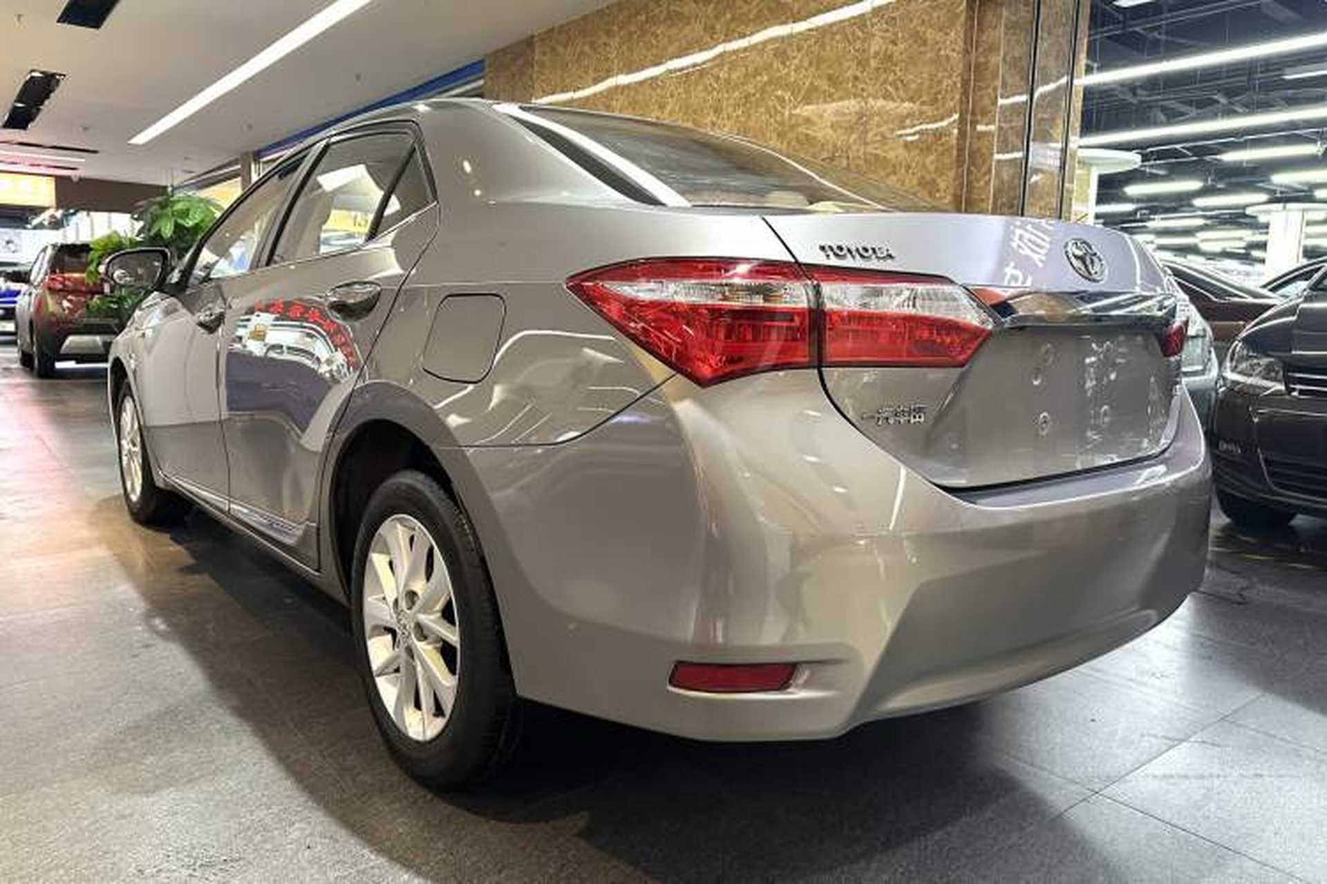 Used Toyota Corolla 2014 1.6L CVT GLX-i Exterior 4