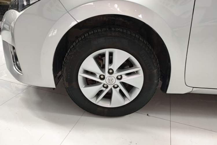 Used Toyota Corolla 2014 1.6L CVT GL Exterior 4