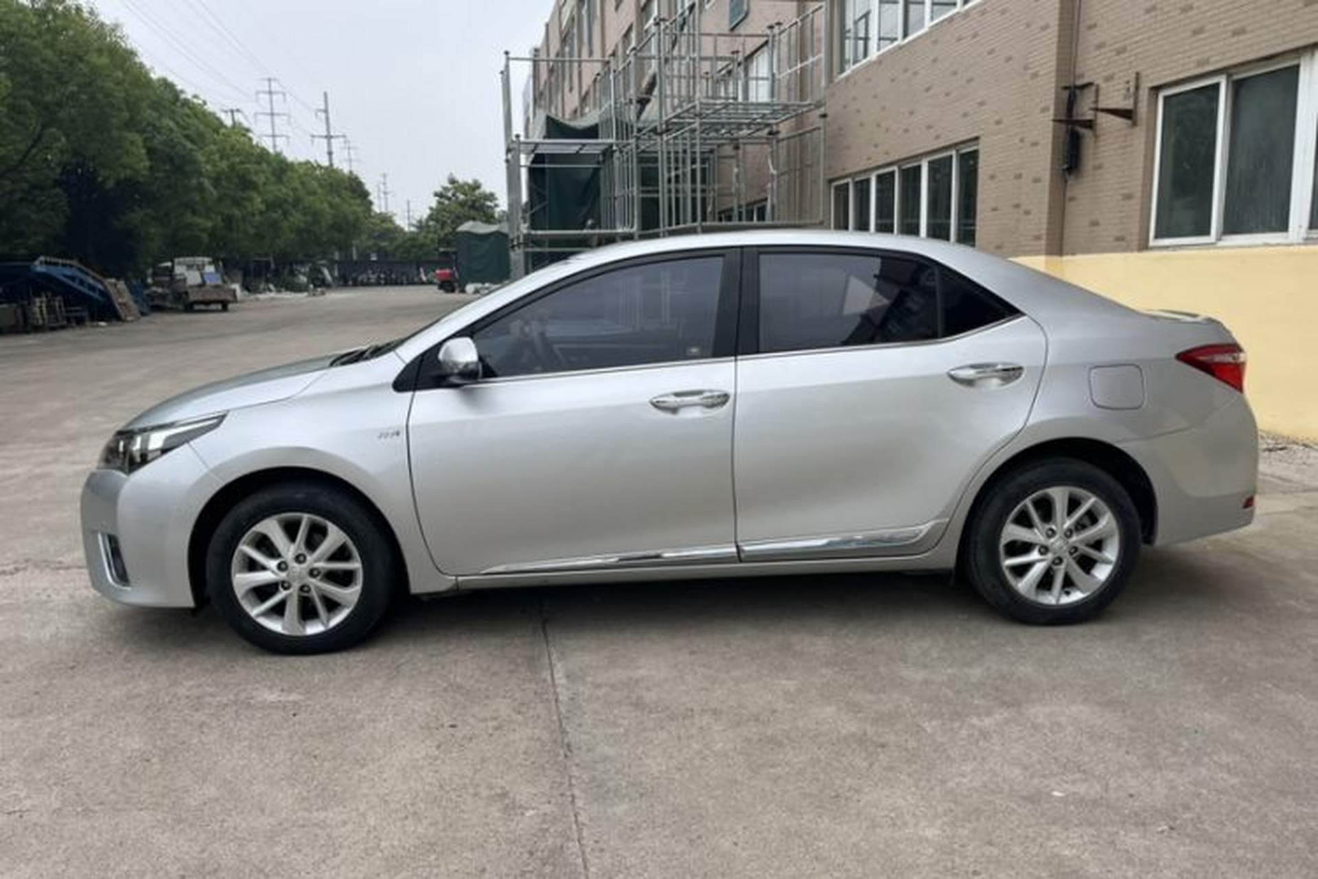 Used Toyota Corolla 2014 1.6L CVT GL-i Leather Edition Exterior 5