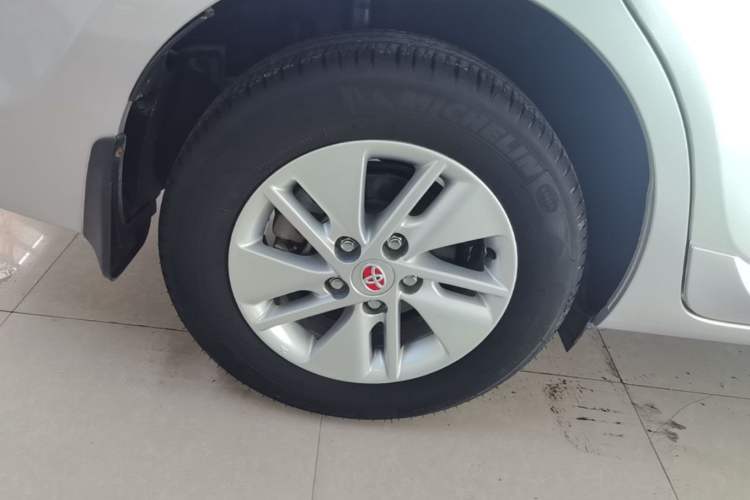 Used Toyota Corolla 2014 1.6L CVT GL-i Exterior 5