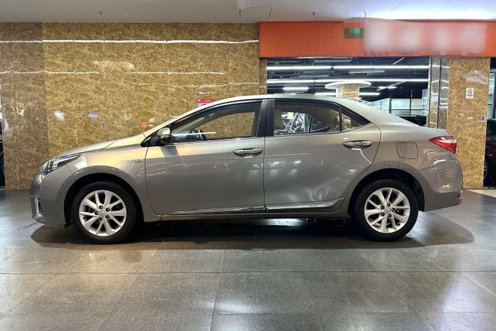 Used Toyota Corolla 2014 1.6L CVT GLX-i Exterior 6