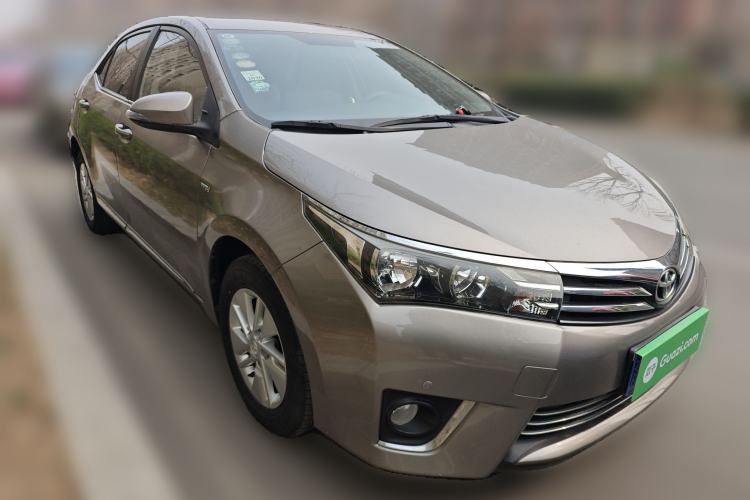 Used Toyota Corolla 2014 1.6L CVT GL-i Front Right 45 Deg