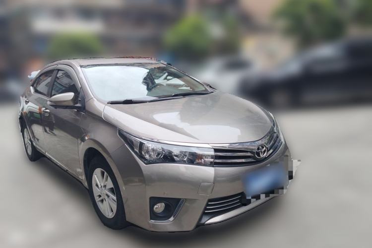 Used Toyota Corolla 2014 1.6L CVT GL-i Front Right 45 Deg