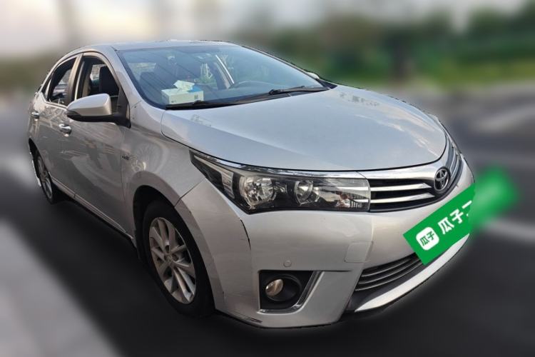 Used Toyota Corolla 2014 1.6L CVT GL-i Leather Edition Front Right 45 Deg