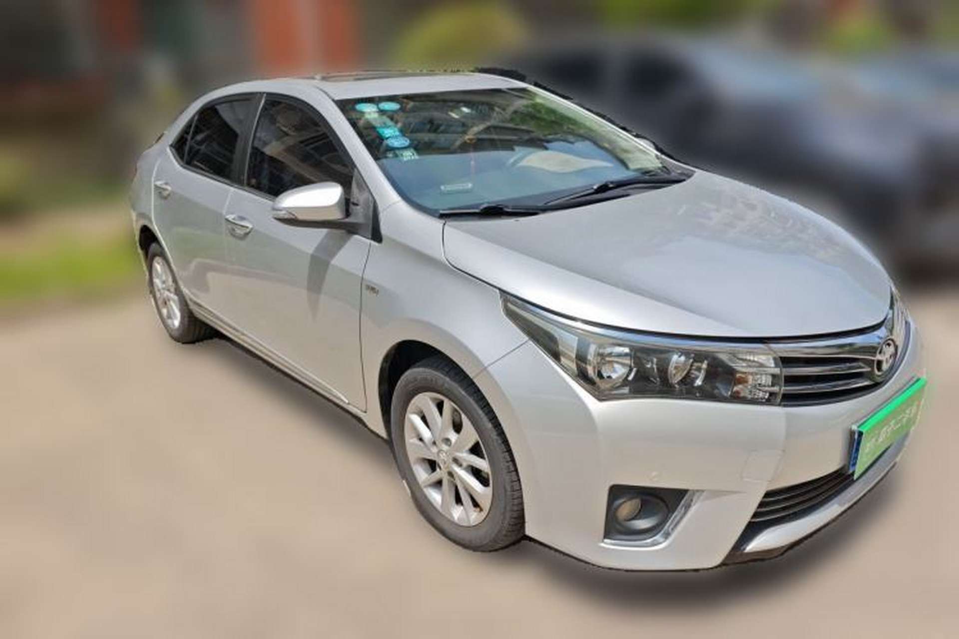 Used Toyota Corolla 2014 1.6L CVT GL-i Leather Edition Front Right 45 Deg