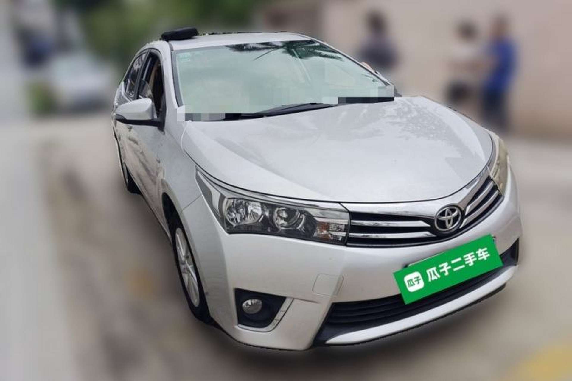 Used Toyota Corolla 2014 1.6L CVT GL Front Right 45 Deg