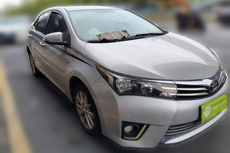 Used Toyota Corolla 2014 1.6L CVT GL-i Leather Edition Front Right 45 Deg