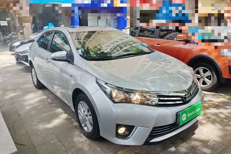 Used Toyota Corolla 2014 1.6L CVT GL-i Front Right 45 Deg
