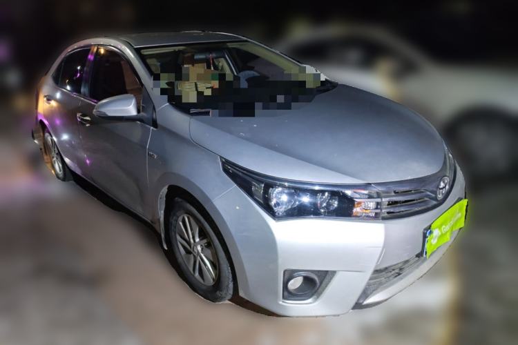 Used Toyota Corolla 2014 1.6L CVT GL Front Right 45 Deg