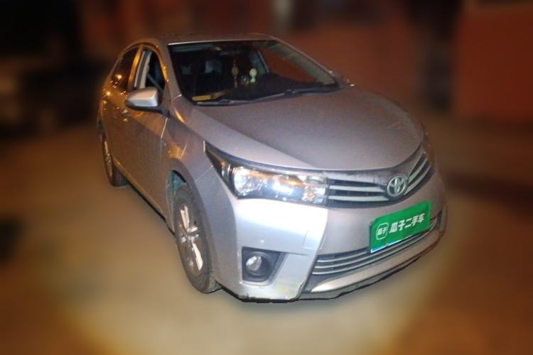 Used Toyota Corolla 2014 1.6L CVT GL-i Front Right 45 Deg