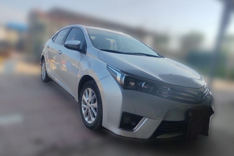 Used Toyota Corolla 2014 1.6L CVT GL-i Leather Edition Front Right 45 Deg