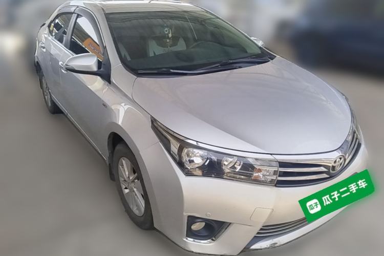 Used Toyota Corolla 2014 1.6L CVT GL-i Front Right 45 Deg