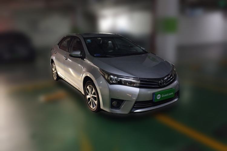 Used Toyota Corolla 2014 1.6L CVT GL-i Leather Edition Front Right 45 Deg